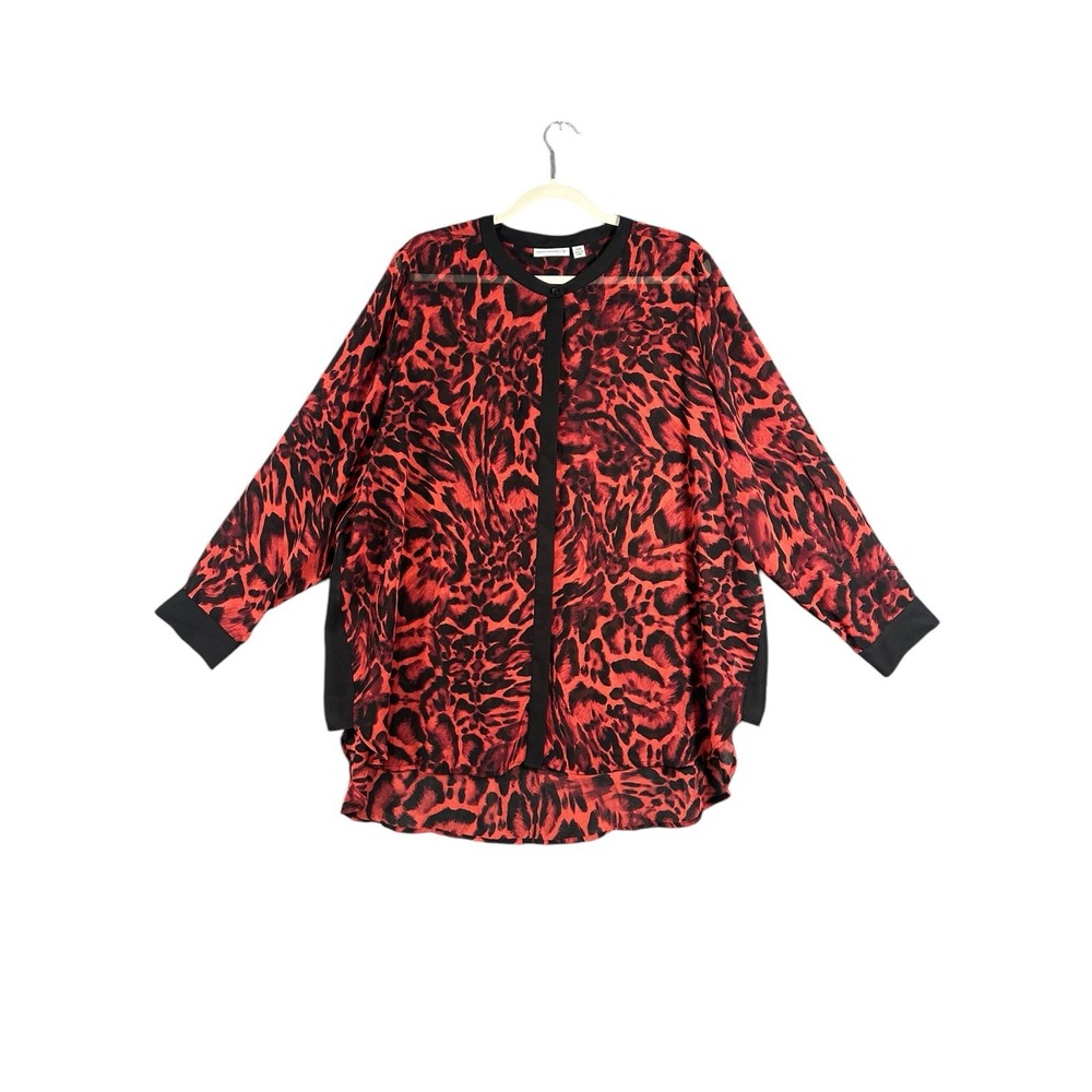 SUSAN GRAVER‎ Top Women 24W Red Black  Button Up Long Sleeve Animal Print Blouse